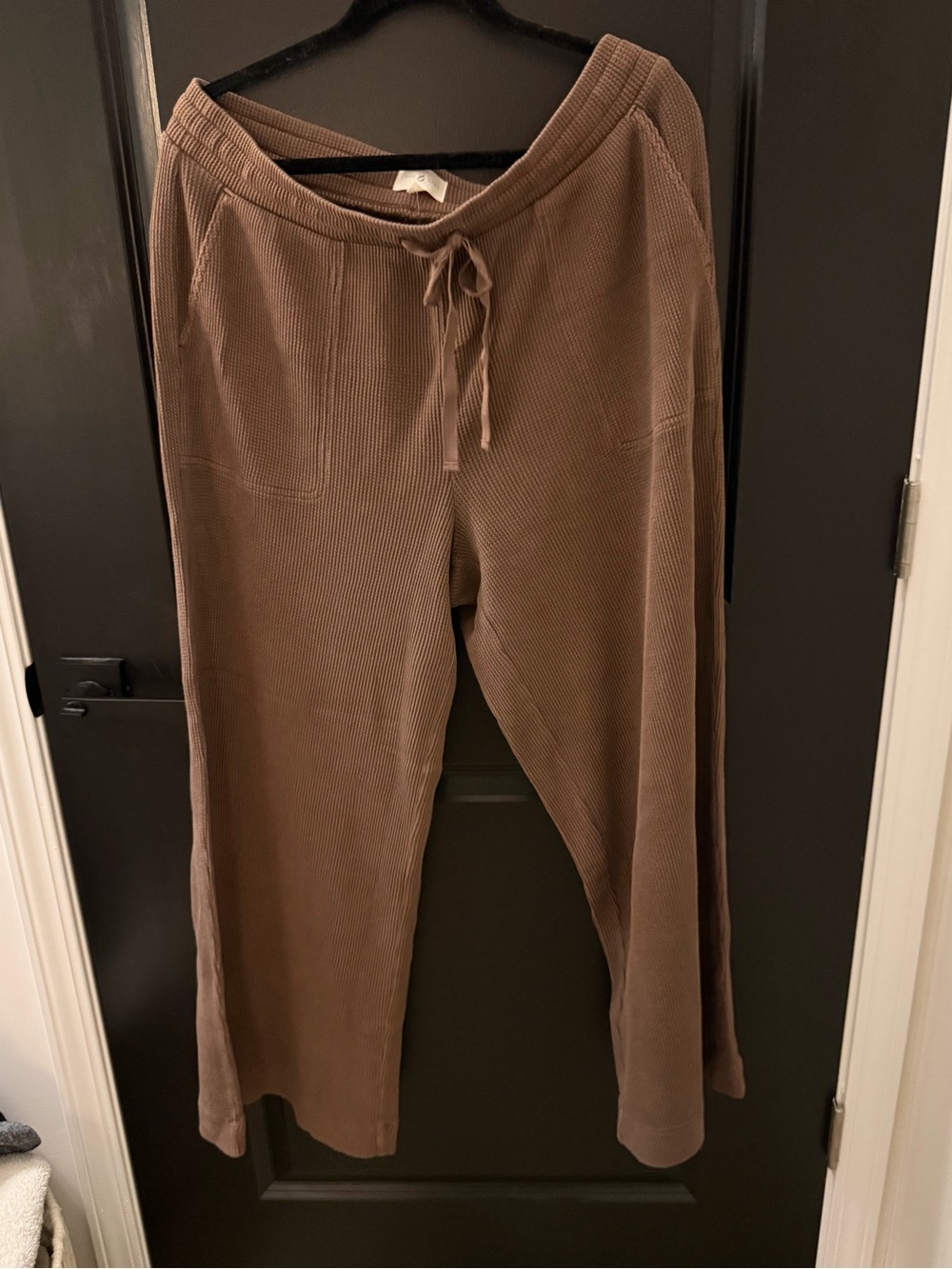 Lou & Grey Wide-Leg Ribbed Knit Pants in Taupe